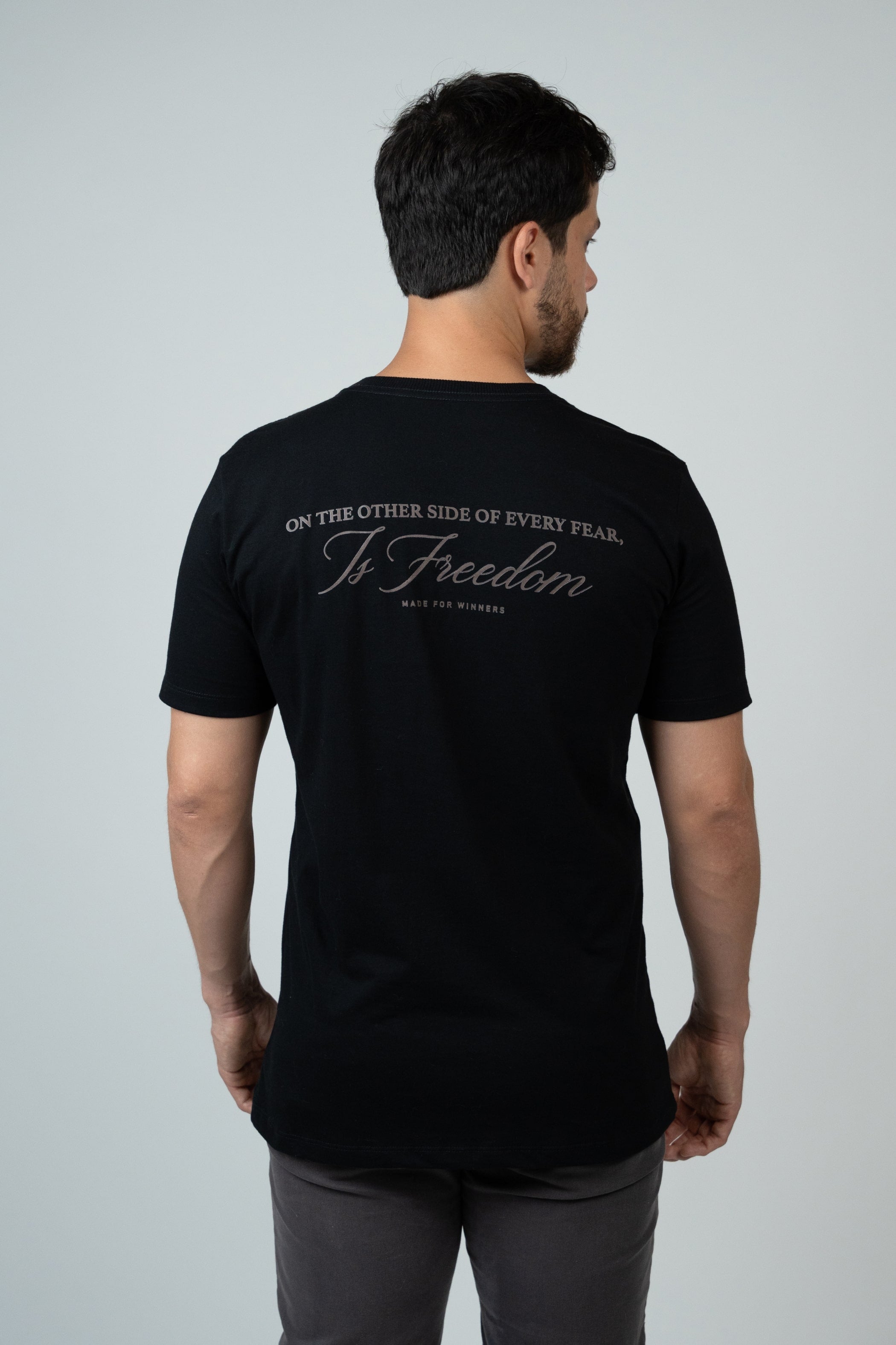 Camiseta T01 | Victory Essence